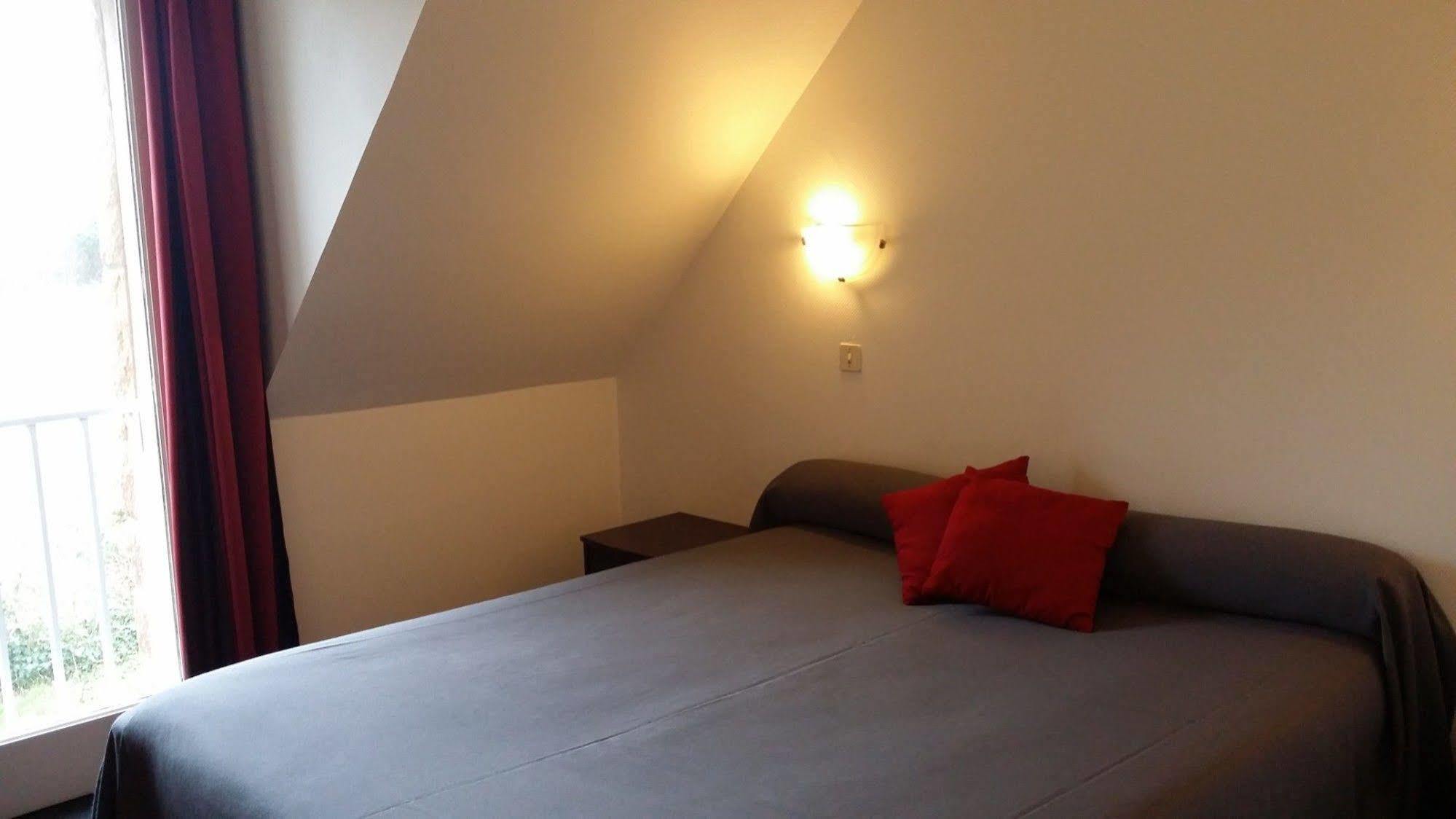 La Roche Du Marais Otel Omonville-la-Petite Dış mekan fotoğraf